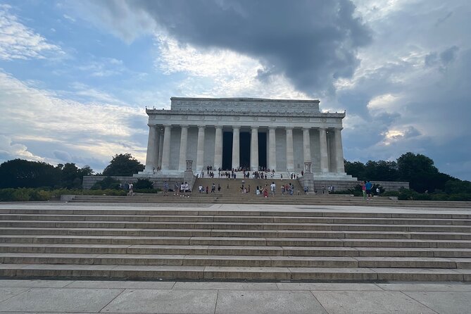 3- Hour Private Customizable Moonlight Washington DC Tour - Korean War and Vietnam Veterans Memorials: A More Thoughtful Second Half