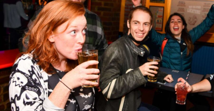 Alexandria Ghosts: Spirits & Spirits Haunted Pub Crawl - Meeting at Gadsby’s Tavern: Finding Your Guide Fast