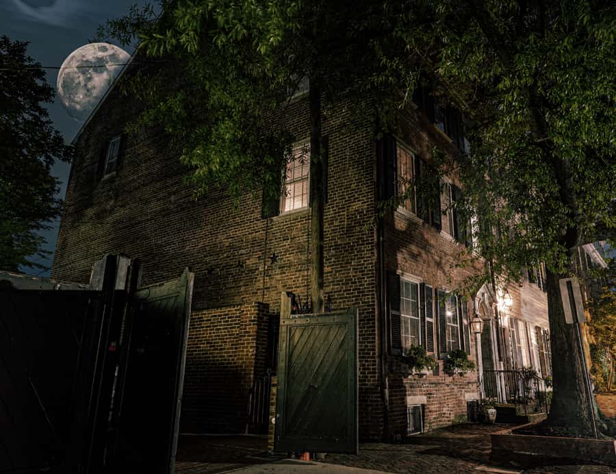 Alexandria: Phantoms of the Potomac Walking Tour - Getting the most out of the hour
