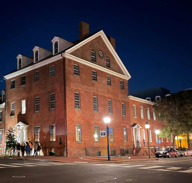 Alexandria: Ultimate Dead of Night Walking Ghost Tour - History you can walk through: research plus local interviews