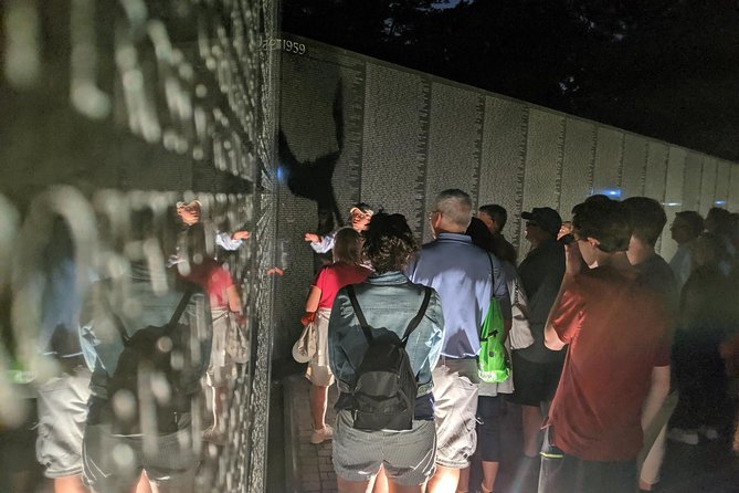 Arlington Cemetery and DC Highlights Tour - The memorial circuit: Vietnam, WWII, MLK Jr., Korean War, Lincoln