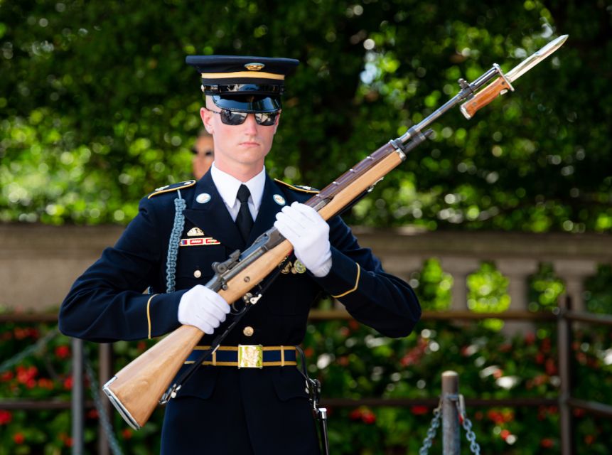 Arlington Cemetery: Changing of the Guard & Small-Group Tour - USS Maine Memorial and Civil War sections: when Arlington goes back in time