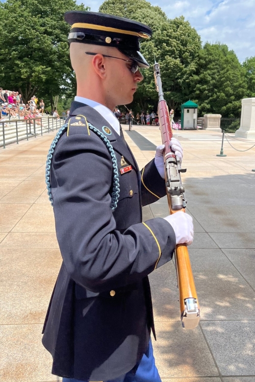 Arlington Cemetery: Kennedy Memorials & Changing of Guard - Should You Book It?