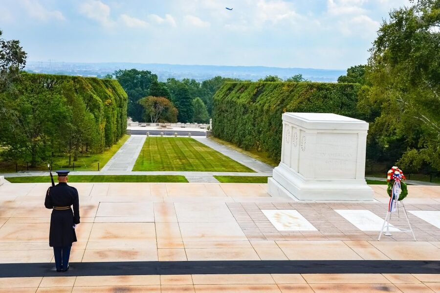 Arlington Cemetery with Changing of the Guard & Tomb Unknown - Arlington National Cemetery With Changing of the Guard: What This Tour Feels Like