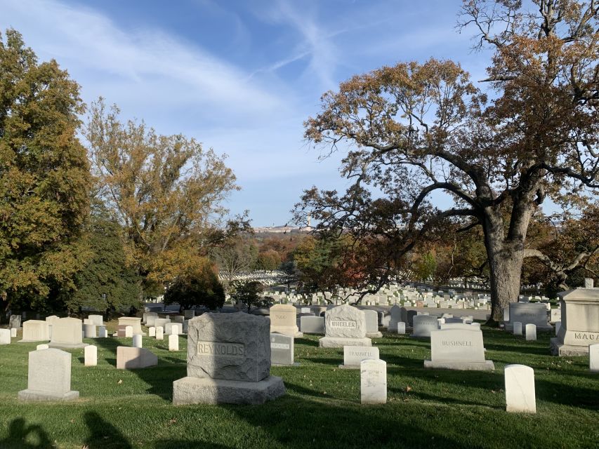 Arlington National Cemetery: Guided Walking Tour - Seeing the gravesite of John F. Kennedy