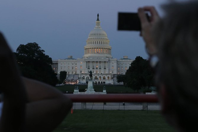 Big Bus DC: Monuments & Memorials Night Tour by Open-top Bus - Timing and traffic: why two hours can feel shorter or longer