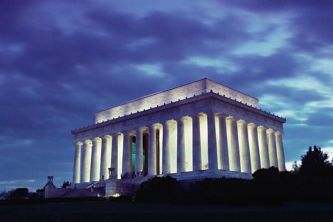 Big Bus DC: Monuments & Memorials Night Tour by Open-top Bus - Pair it with a next-day plan using the hop-on option
