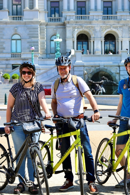 Bike Tour: Capitol Hill, Lincoln Memorial, National Mall - White House to Blair House: Passing by Power Without Getting Stuck in It