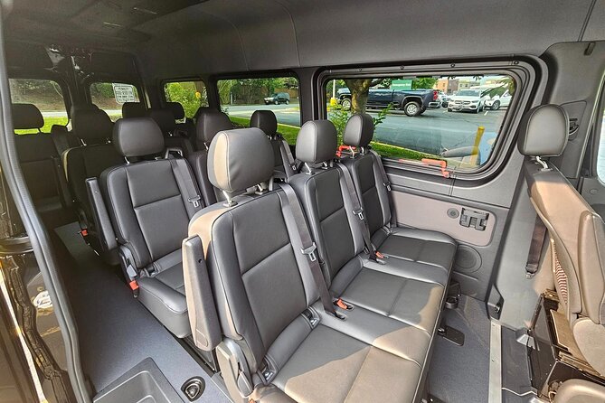Customizable Private Night Tour of Washington DC - How the AC/Heat Ride Keeps a 4-Hour Tour From Feeling Like Work