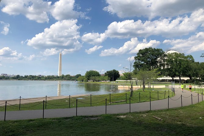 DC Daylight Tour™ Private Luxury Tour of Washington DC - A private DC daylight plan that keeps the pace on your side