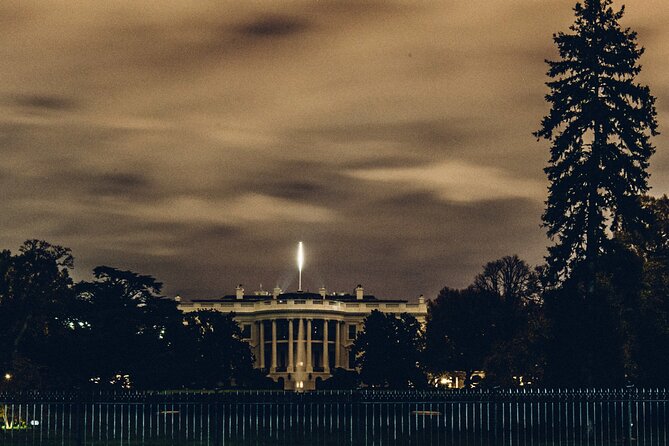 DC Ghosts Ultimate Dead of Night Haunted Ghost Tour - Why this DC ghost walk starts at 10:00 pm