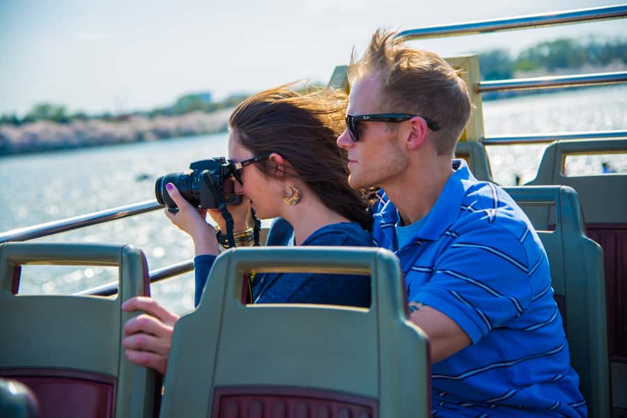 DC: Hop-on Hop-off, Arlington Walking Tour, and Night Tour - Arlington National Cemetery at 1PM: Guided Tour That Slows You Down