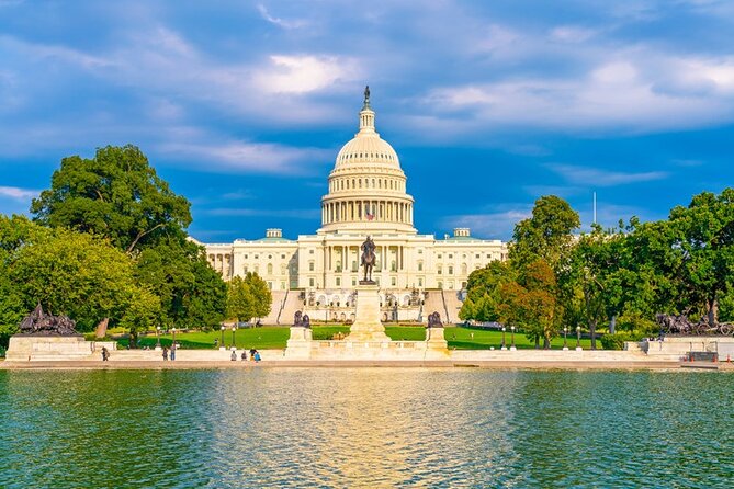DC Monuments and Memorials Tour Day Tour - A 4-hour route that actually fits DC’s pace