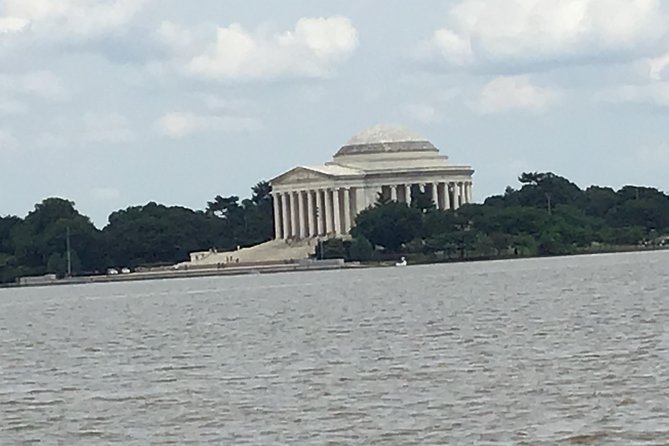 DC Monuments & Memorials Guided Minibus City Tour - World War II Memorial: 56 pillars, quick photos, big feelings