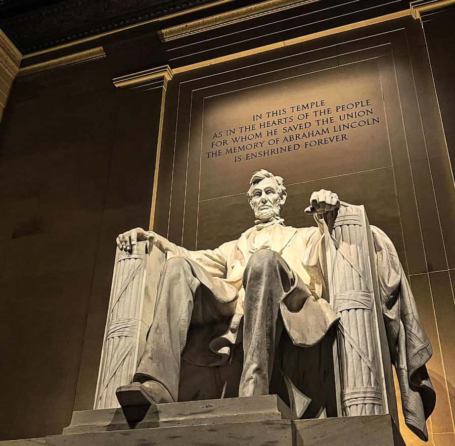 DC: Monuments & Memorials, National Mall Sunset Walking Tour - Meeting at the Einstein Memorial: a smart start