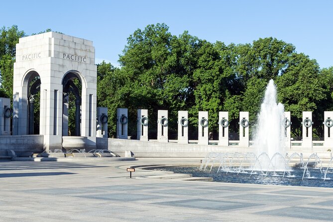 DC Monuments Walking Tour: Small Group, Big Ideas - Vietnam Veterans Memorial and The Wall: How the Pieces Work Together