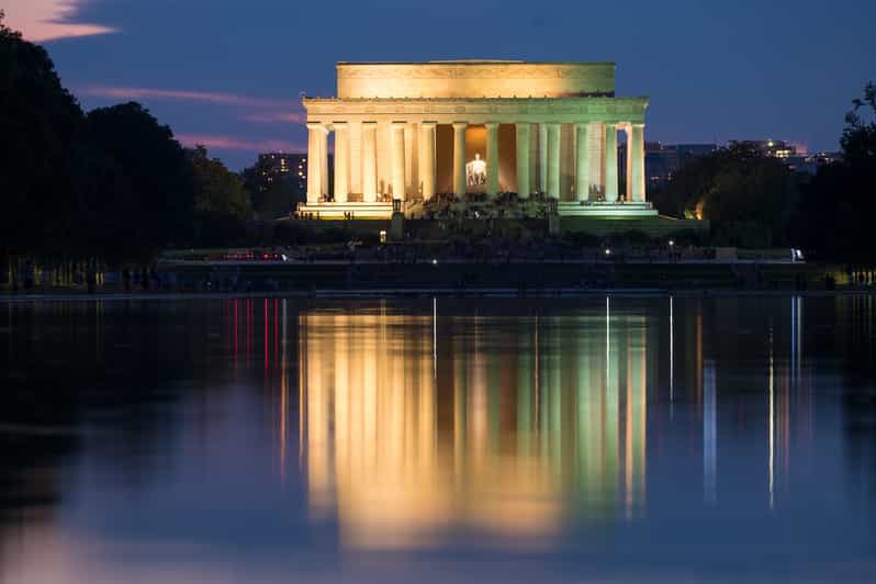 DC: Open-top Monuments and Memorials Sightseeing Night Tour - Key points to know before you ride