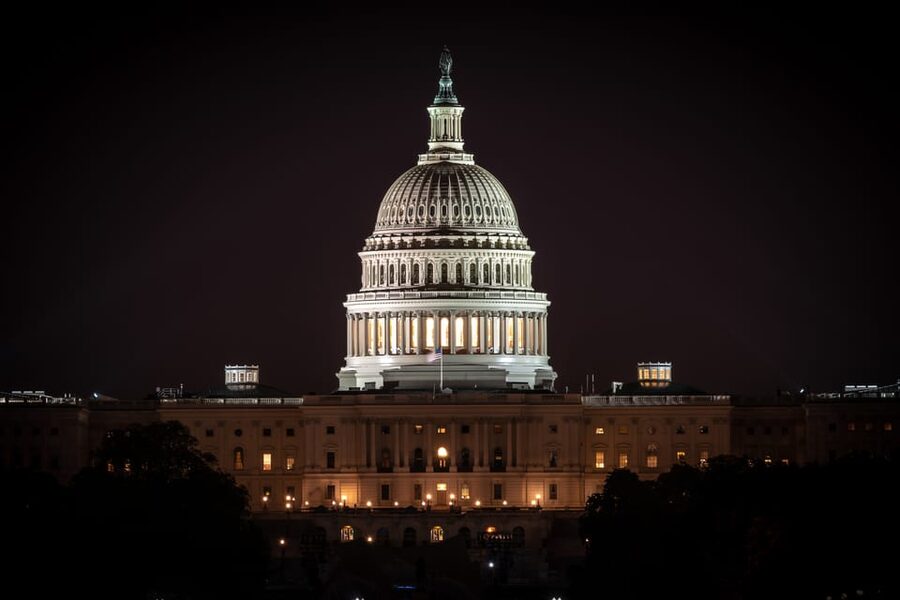DC: Open-top Monuments and Memorials Sightseeing Night Tour - Iconic Pass-By Views: White House, Capitol Dome, and Washington Monument