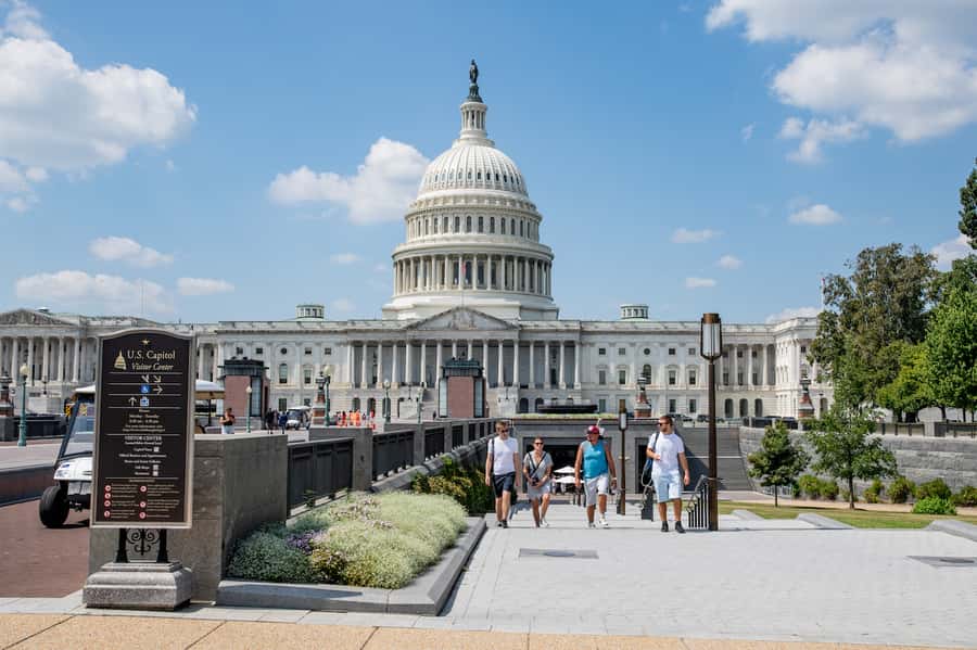 DC: The Original US Capitol and Library of Congress Tour - Supreme Court Stop: How the Highest Court’s Story Gets Told on Foot