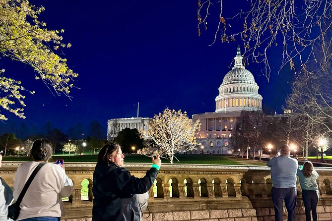 Discounted DC Night Tour With Magic LED- Snacks, LED Bracelets - Key Things I’d Watch for on This DC Night Tour