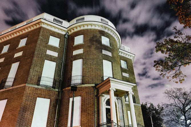 Dreaded Dead Descent of the District: DC Ghost Tour - Should You Book the Dreaded Dead Descent of the District?