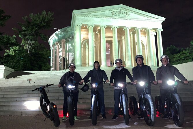 Epic Evening e-Scooter Tour - Eisenhower to FDR: the memorial middle of the loop