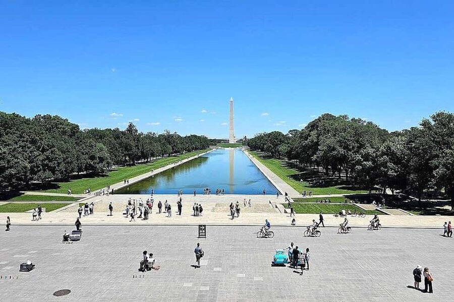 From New York or New Jersey: Washington, D.C. Day Trip - The White House, National Archives area, and the civic landmarks loop