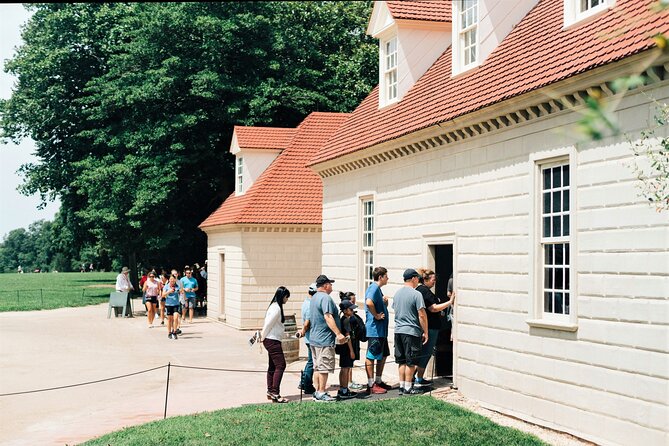 George Washington's Mount Vernon & Old Alexandria Half-Day Guided Tour from DC - The tomb experience: George and Martha’s final resting place