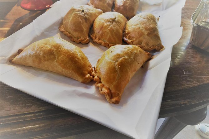 Georgetown Foodie Culinary Tour & Neighborhood Walk - The One Drink Pairing: Wine, Spritz, or Non-Alcoholic