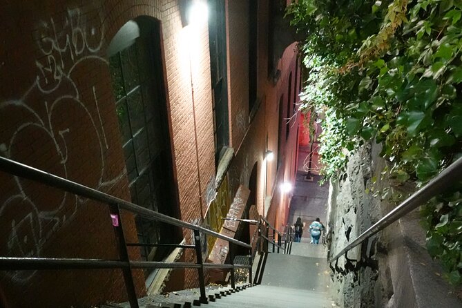 Georgetown Walking Tour: Spies, Presidents, and Exorcist Steps - Key highlights you’ll actually care about