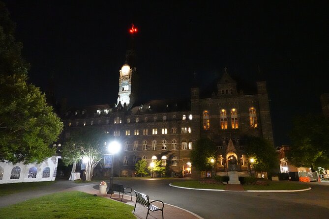 Georgetown Walking Tour: Spies, Presidents, and Exorcist Steps - Old Stone House: The Start Point That Sets the Tone