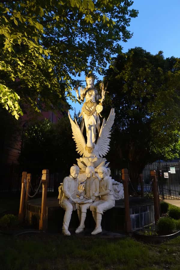 Gilded Age DC: Scandal, Secrets & Spirits of Dupont Circle - How the guide makes it click (and why it feels personal)