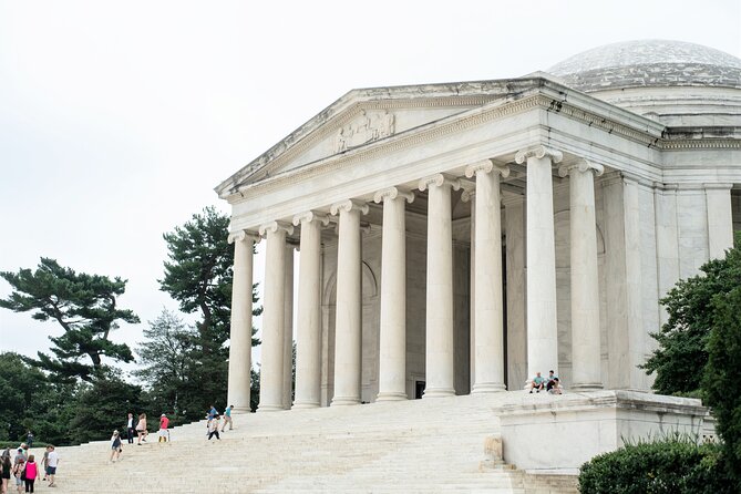 Grand Tour of DC with Option to Add Explore Egypt in DC - Mount Vernon Upgrade: The Full-Day Option With Admission Included