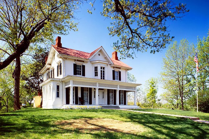 Guided African American History Tour with Reserved Museum Entry - Lincoln Park: Emancipation Memorial and Mary McLeod Bethune