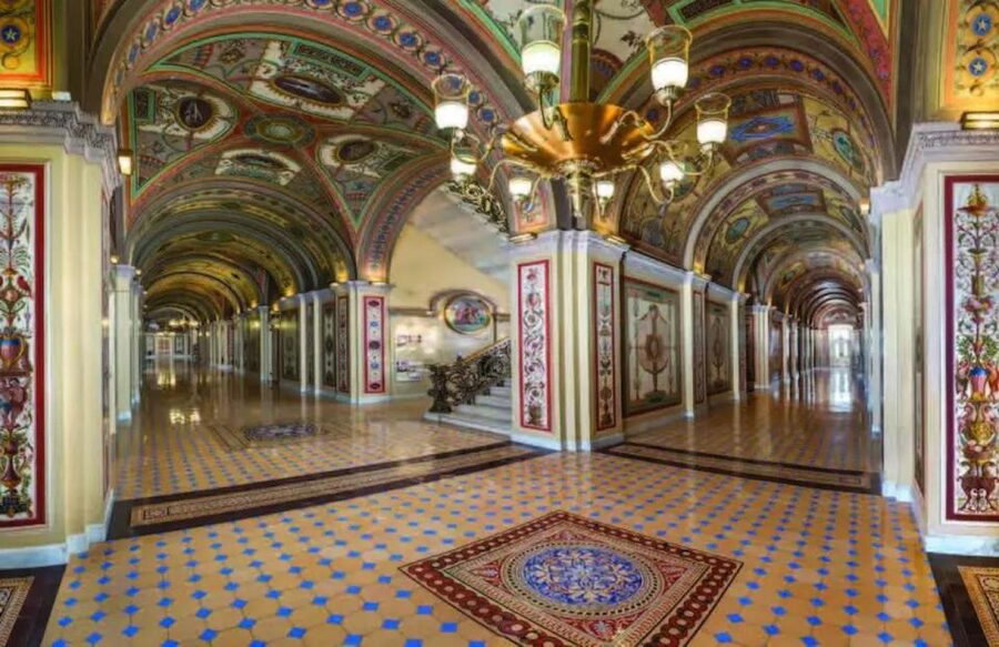 Guided Capitol Hill with US Capitol & Library Congress Entry - Entering the US Capitol: Rotunda, Crypt, and Old House Chambers
