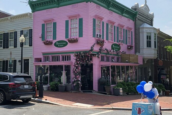 Historic Georgetown: History, Gossip, & Architecture Walking Tour - The Old Stone House (1766) and the art of taking a breather