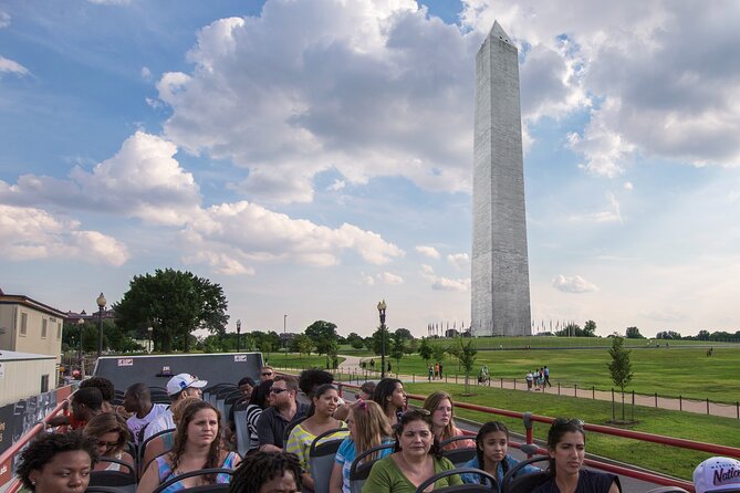 Hop-on Hop-off Sightseeing Tour by Open-top Bus with 18 Stops - Why an 18-stop hop-on bus works so well in Washington DC