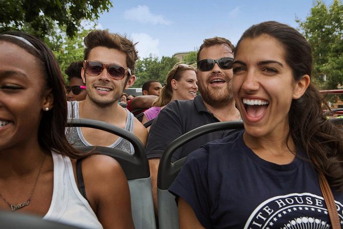 Hop-on Hop-off Sightseeing Tour by Open-top Bus with 18 Stops - Getting the most out of the Big Bus app and real-time tracking