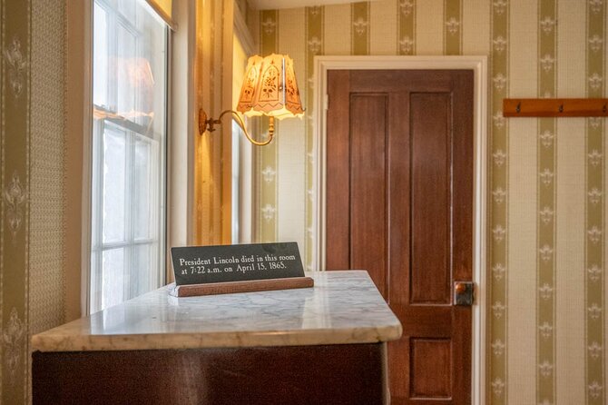 Lincoln Assassination with Ford's Theatre & Petersen House Entry - Should you book? Yes, if you want story and access, not just sightseeing