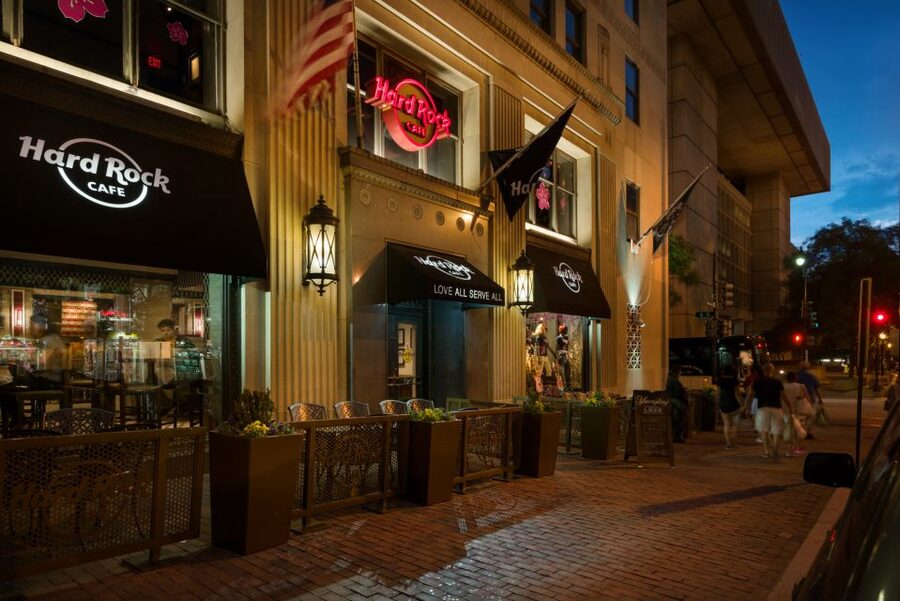 Meal at the Hard Rock Cafe Washington DC - Classic Smashed Burger and Menu Choices You Can Actually Plan Around