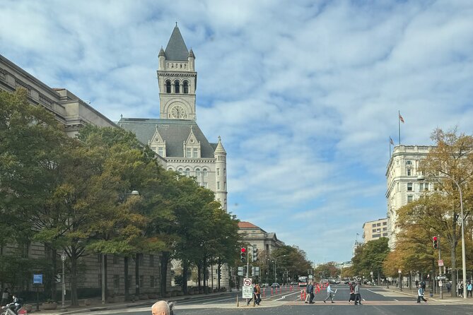 Mini Grand Tour of Washington DC - The bus drive: how the route links the big memorials