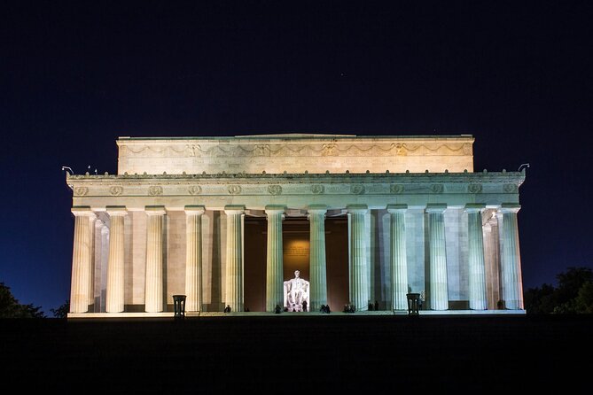 Monuments and Memorials Night Walking Tour - 7:30 PM Route: A Practical Way to See Big Memorials Quickly