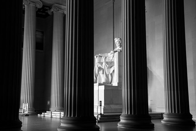 Monuments and Memorials Night Walking Tour - Lincoln Memorial: Where Civil Rights History Lands on Stone