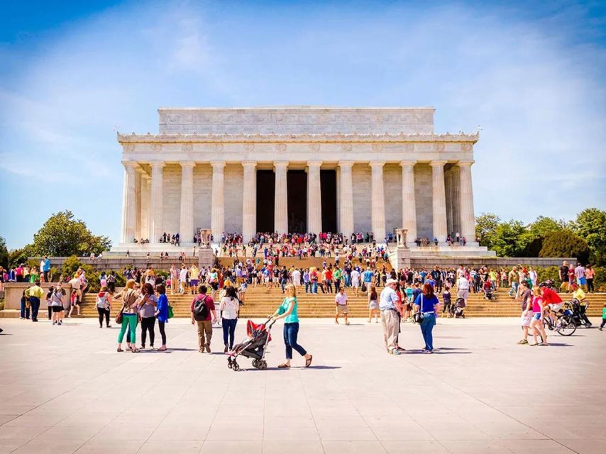 Monuments Bus Tour with 10 Stops, Optional US Capitol Entry - Passing the National Mall highlights: what you see from the coach