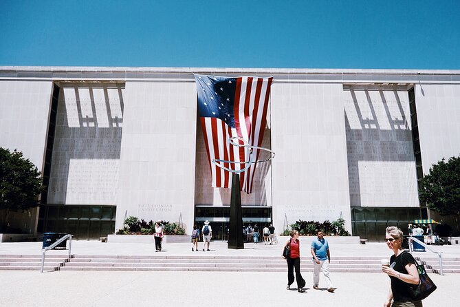 National Archives + American History Museum Exclusive Guided Tour - Should you book this National Archives + American History Museum tour?