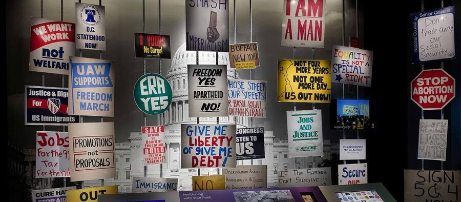 National Archives & Museum of American History Guided Tour - Small-group touring: up to 8 people keeps it personal