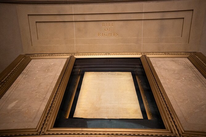 National Archives Skip-the-Line Guided Tour - The one stop that does the heavy lifting
