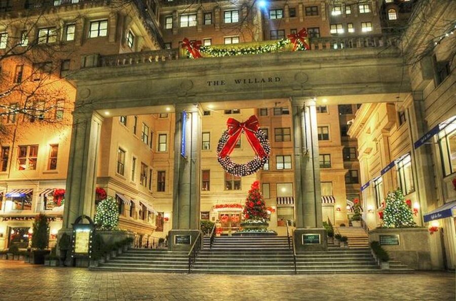 National Mall & Monuments Night Tour with 10+ Stops, Tickets - Key Highlights You’ll Feel on the Bus