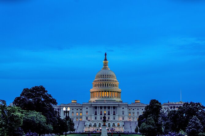 National Mall Night Tour with Washington Monument & 2 Museums - White House Start: A Photo-Stop That Sets the Tone