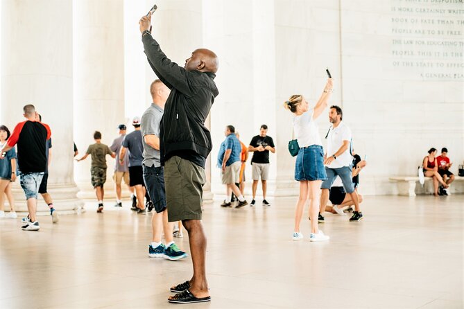 National Mall Tour with 10 Stops & U.S. Capitol or Museum Entry - White House and Lafayette Square: the quick walk that adds meaning